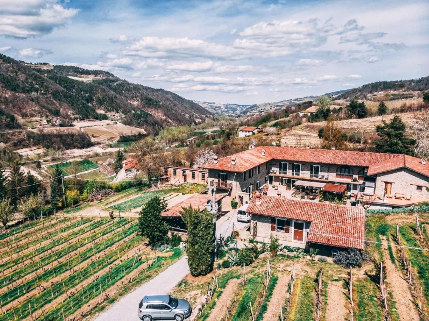 Agriturismo Tenuta San Giuseppe Cossano Belbo Kültér fotó