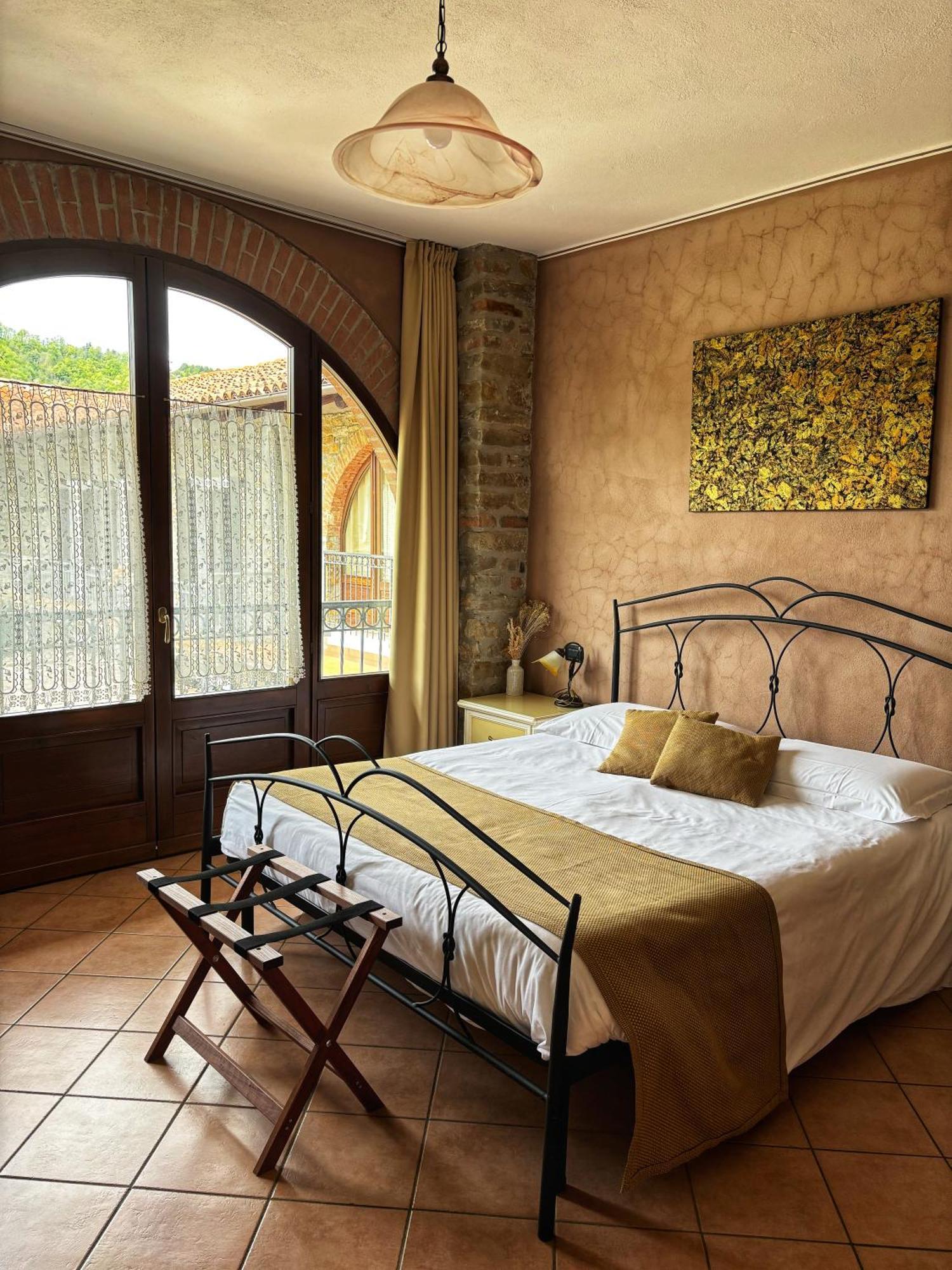 Agriturismo Tenuta San Giuseppe Cossano Belbo Kültér fotó