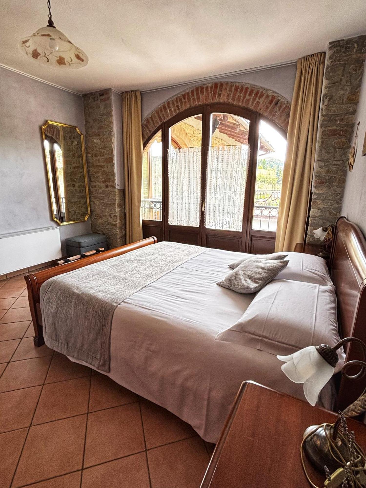 Agriturismo Tenuta San Giuseppe Cossano Belbo Kültér fotó
