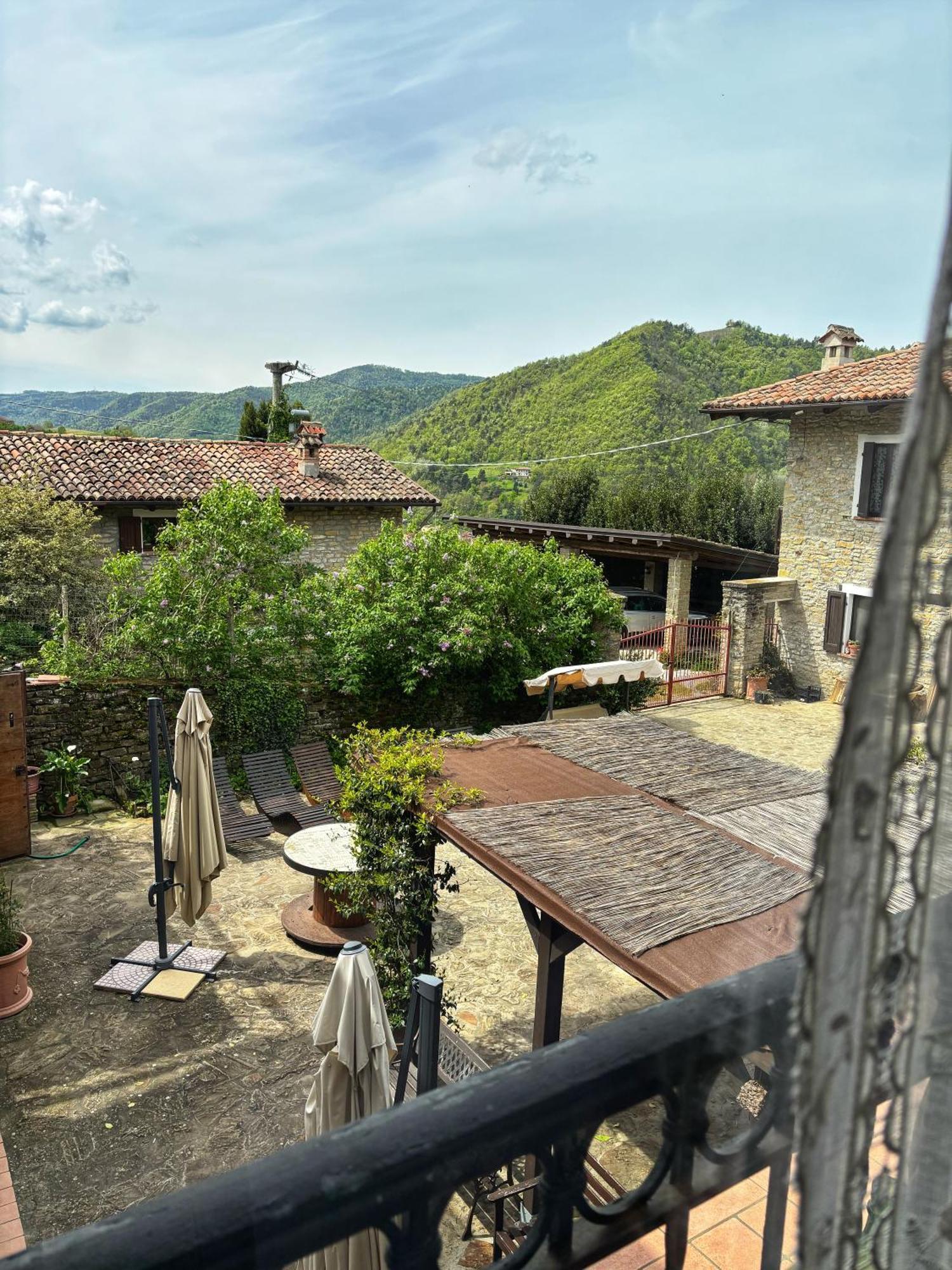 Agriturismo Tenuta San Giuseppe Cossano Belbo Kültér fotó